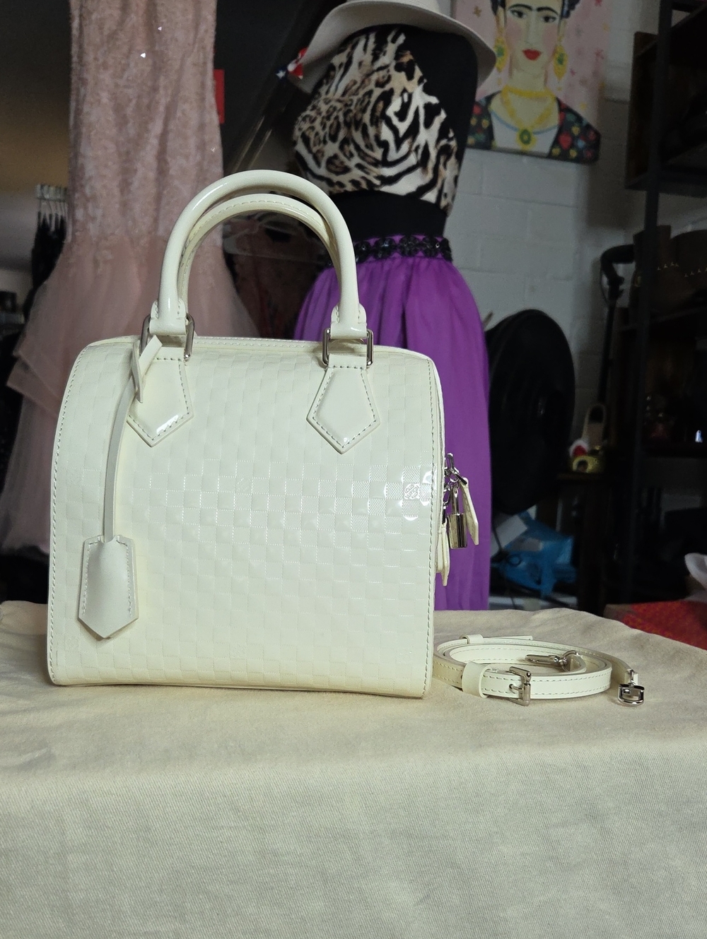 Louis Vuitton Speedy Damier 2way Bag 2013 Special Edition Removable Strap.